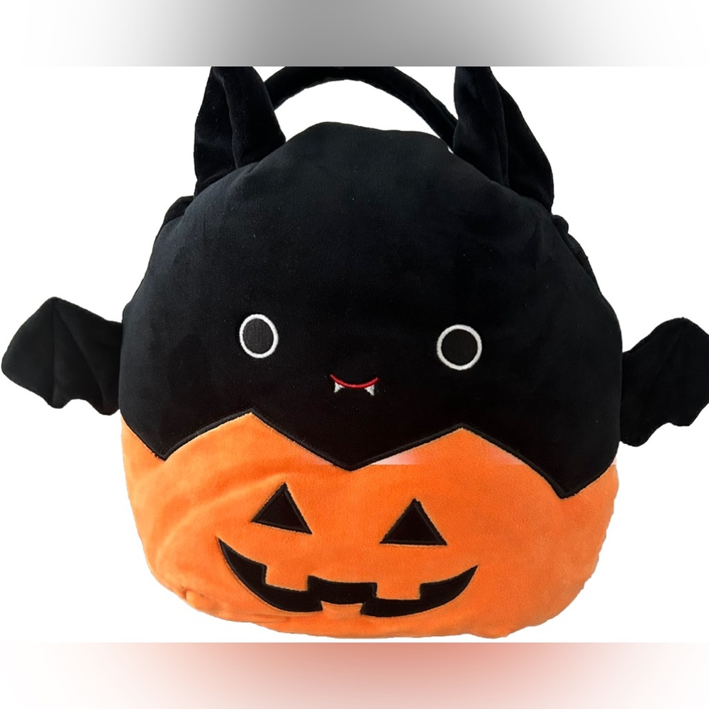 Squishmallows Emily Bat Halloween Trick Or Treat Pumpkin Plush Pail 12” Rsre